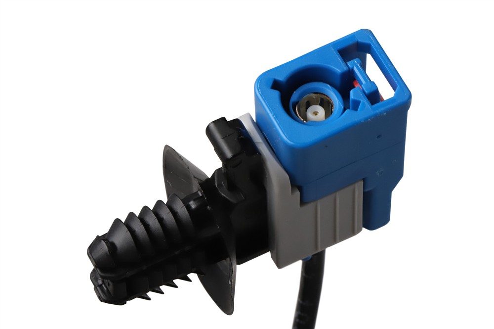 GM Genuine Parts GPS Navigation System and Digital Radio Antenna Cable Kit 84960269 — image 4